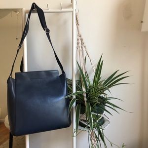 Everlane Form Bag Navy